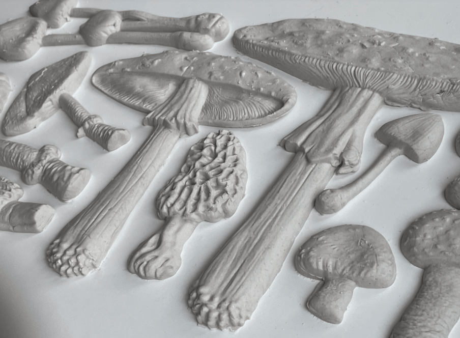 Toadstool Mould IOD Pickin' Boots Vintage